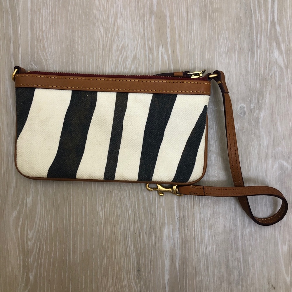Dooney & Bourke Wristlet - Picture 4 of 6